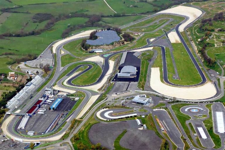 Campagnano di Roma e l’Autodromo Vallelunga: motori, passione e ospitalità alla Torre Antica Suite